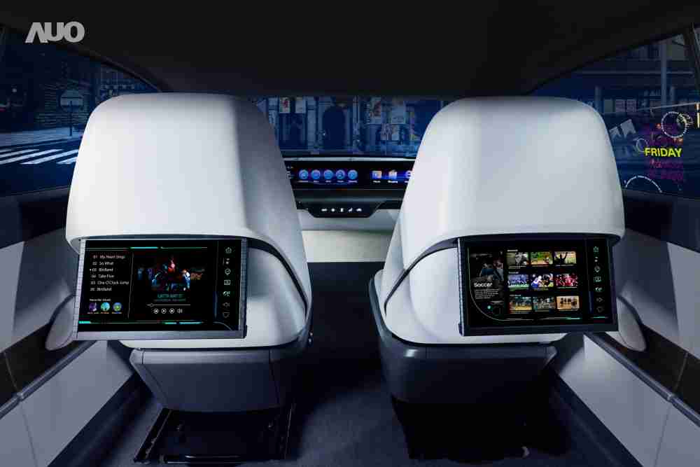 冰球突破新一代Smart Cockpit 2024，，，以Micro LED先进显示技术优势，，，创建〝可卷式后座娱乐显示器〞，，，，仅在互动时才显示出所需画面及信息，，，扩充更丰富的娱乐和交互信息服务，，获国际奖项荣耀